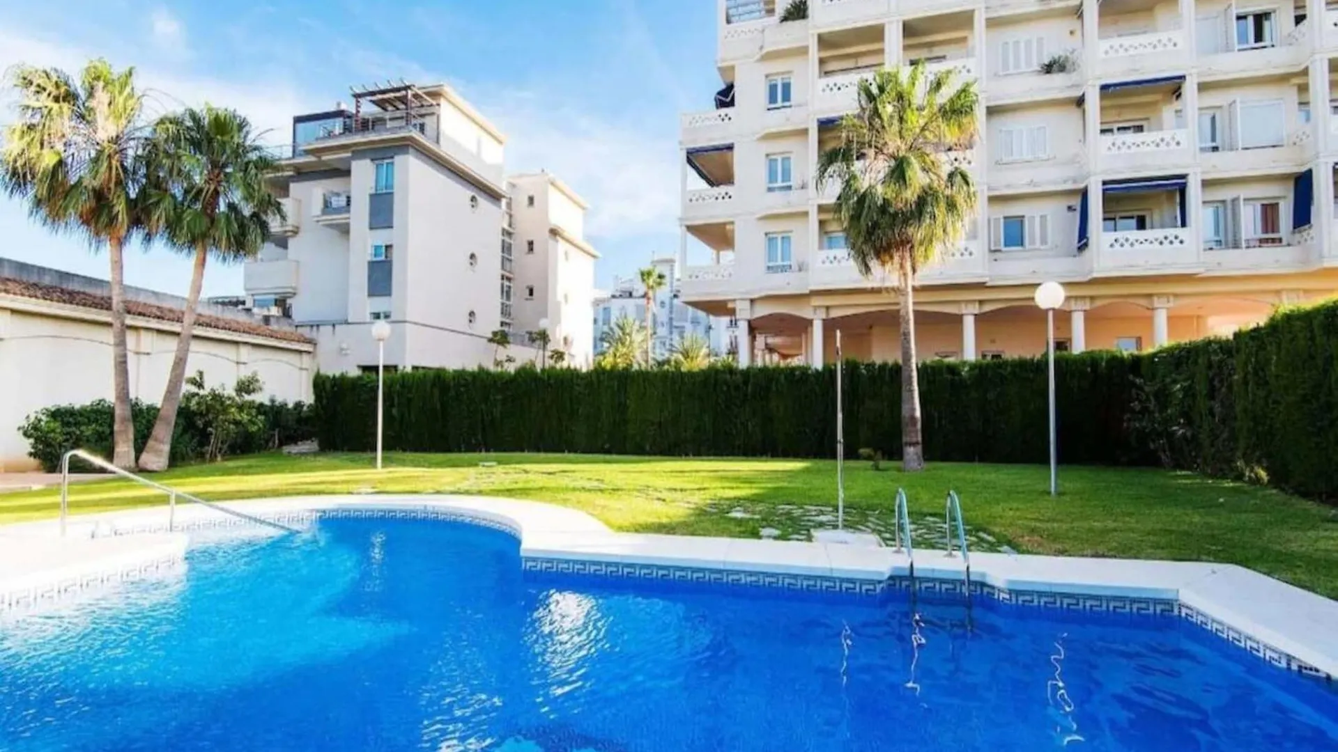 Nice Apartment With Park, Sea-Views Торремолинос 0*,